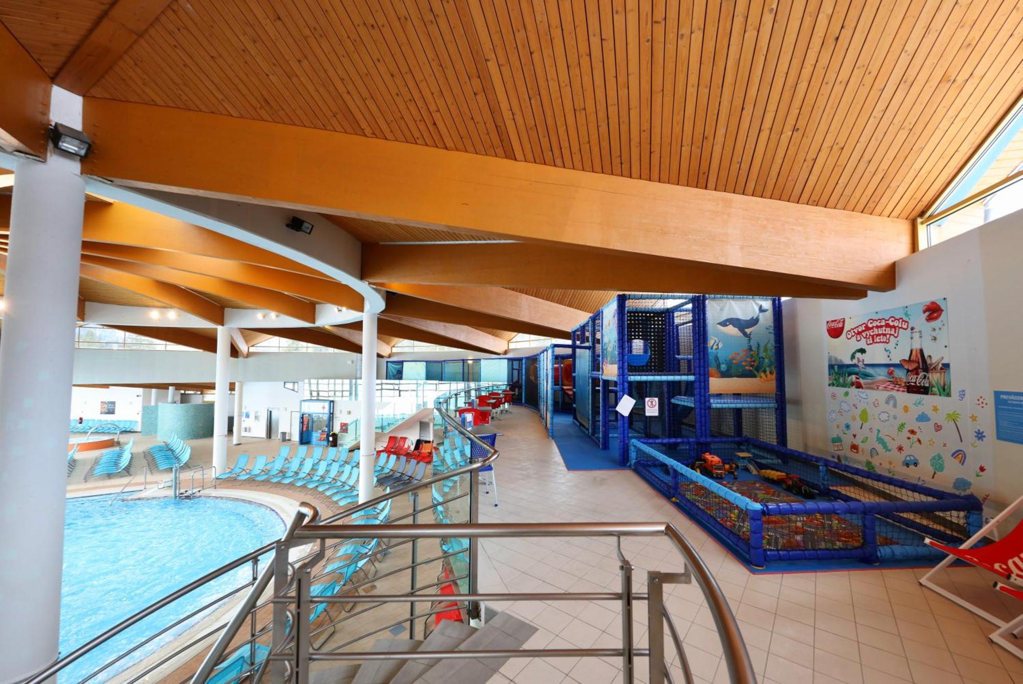 Meander Thermal & Ski Rezort オラヴィツェ エクステリア 写真